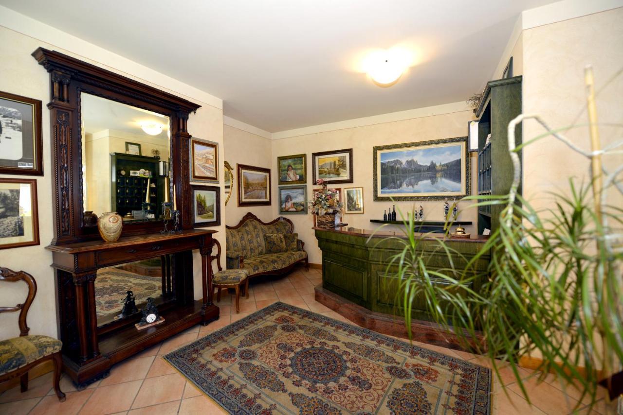 Hotel Veduta Dell'Adamello Temù Eksteriør billede